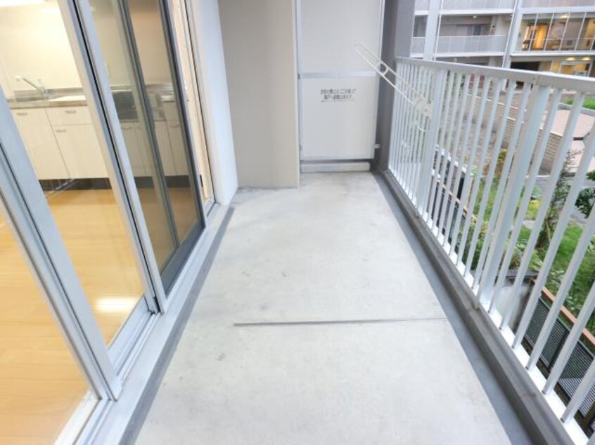  近鉄難波線・奈良線/学園前駅 徒歩8分 5階 築15年