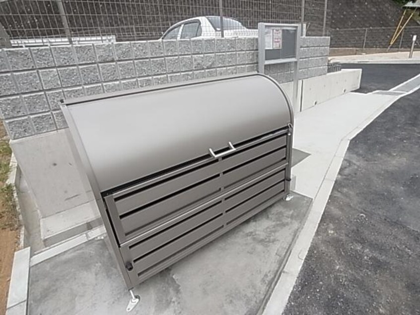  近鉄難波線・奈良線/学園前駅 徒歩10分 2階 築11年