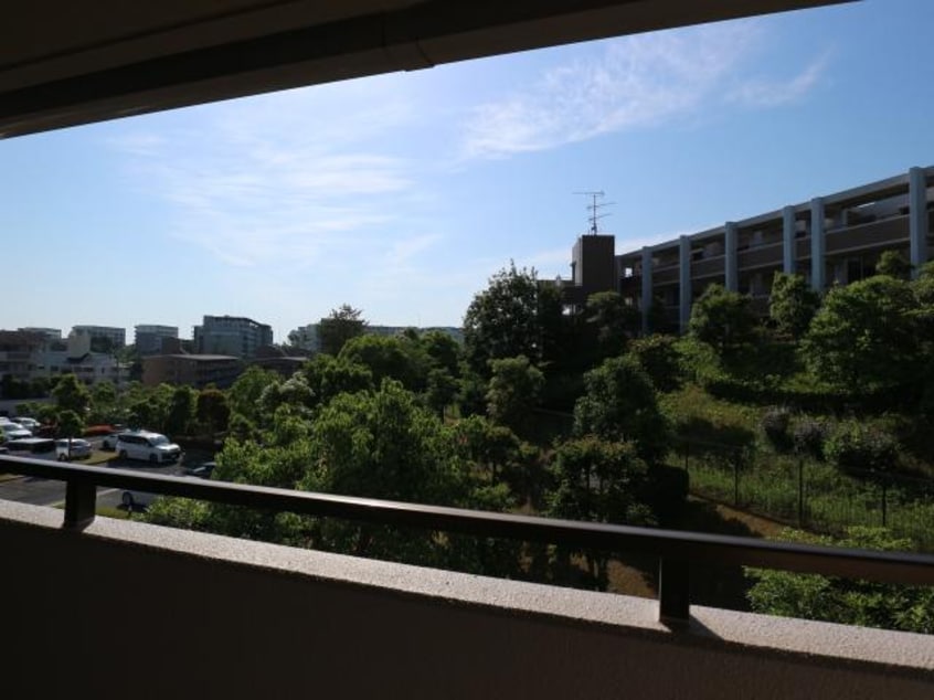  近鉄難波線・奈良線/学園前駅 徒歩10分 5階 築27年