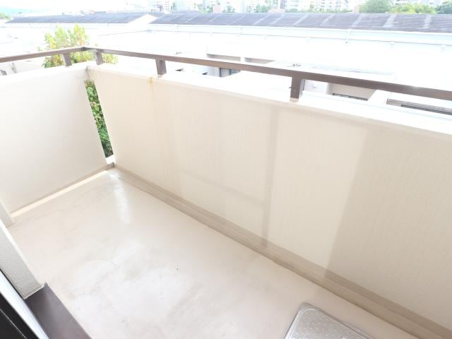  近鉄難波線・奈良線/学園前駅 徒歩10分 4階 築27年