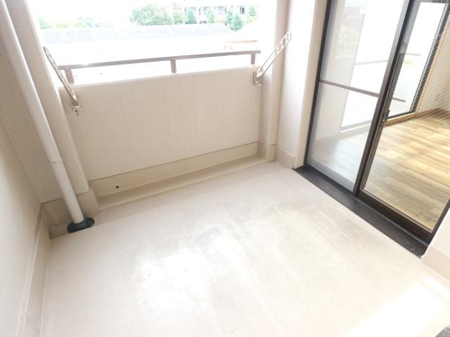 近鉄難波線・奈良線/学園前駅 徒歩10分 4階 築27年