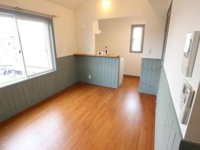  近鉄難波線・奈良線/富雄駅 徒歩9分 2階 築9年