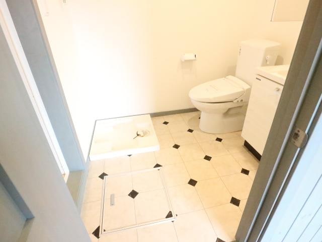  近鉄難波線・奈良線/富雄駅 徒歩9分 2階 築9年