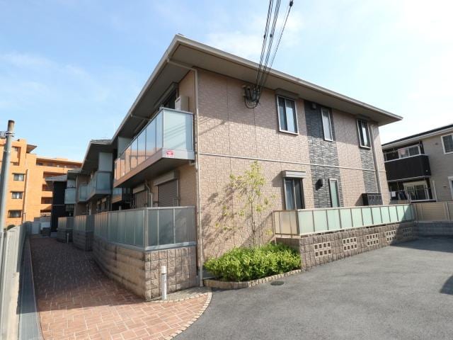  近鉄難波線・奈良線/学園前駅 徒歩15分 1階 築9年