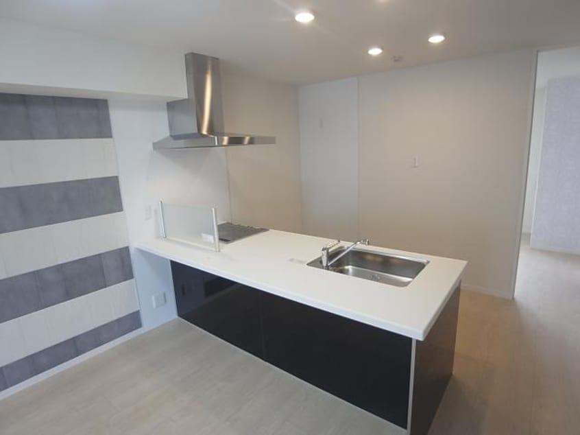  近鉄難波線・奈良線/学園前駅 徒歩15分 1階 築9年