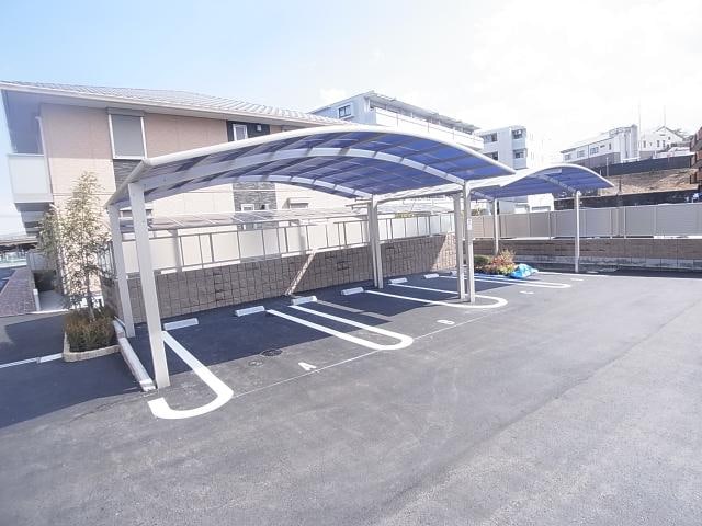  近鉄難波線・奈良線/学園前駅 徒歩15分 1階 築9年