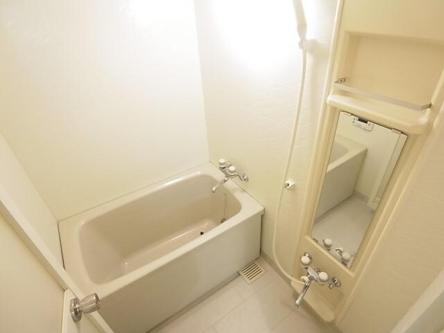  近鉄難波線・奈良線/学園前駅 徒歩24分 4階 築31年