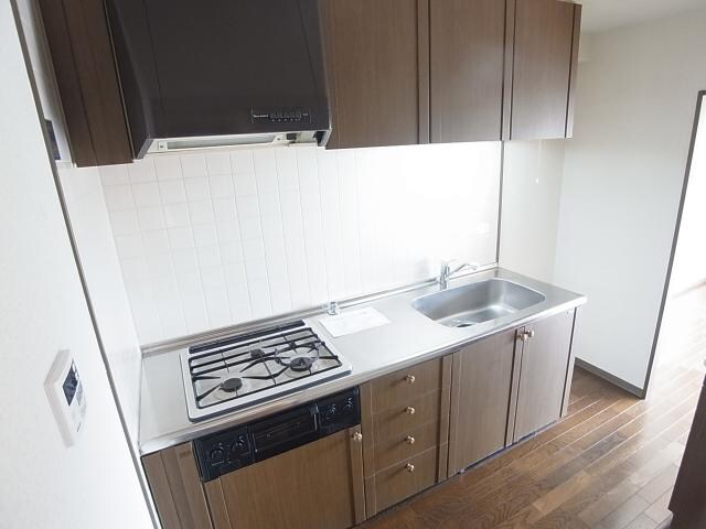  近鉄難波線・奈良線/学園前駅 徒歩24分 4階 築31年