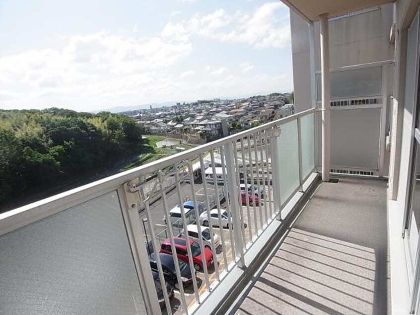  近鉄難波線・奈良線/学園前駅 徒歩24分 4階 築31年