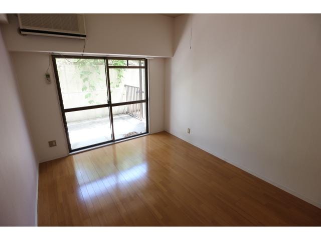  近鉄難波線・奈良線/菖蒲池駅 徒歩7分 1階 築35年