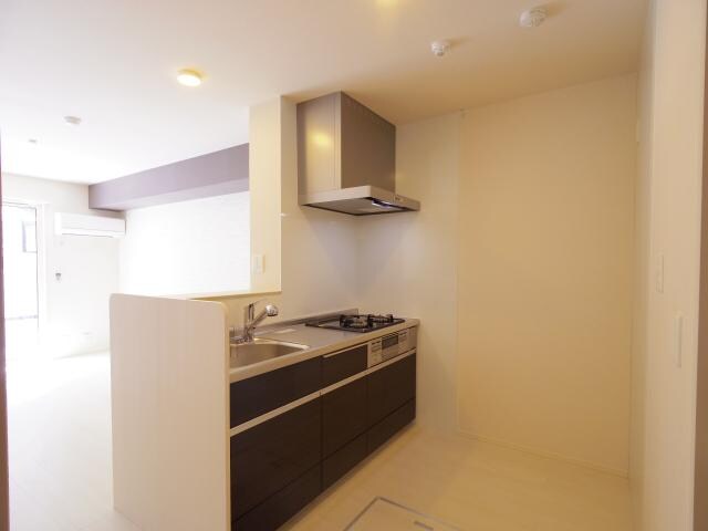  近鉄難波線・奈良線/菖蒲池駅 徒歩27分 1階 築8年