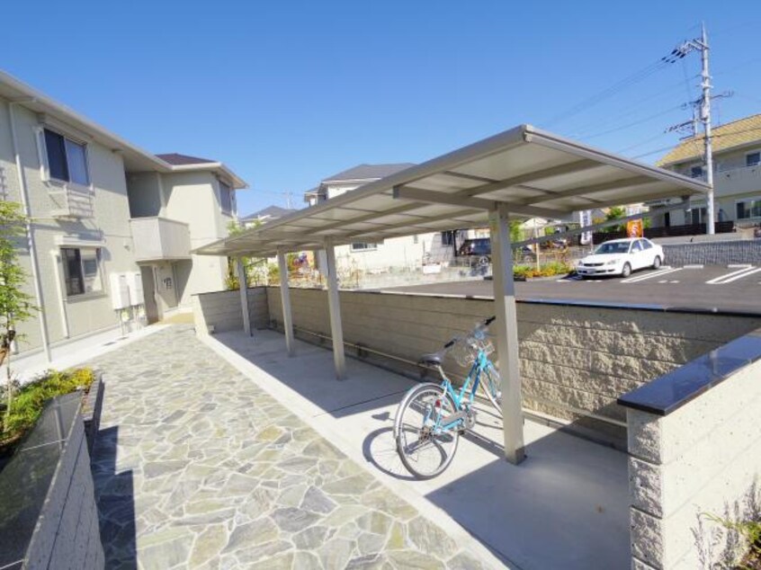  近鉄難波線・奈良線/菖蒲池駅 徒歩27分 1階 築8年