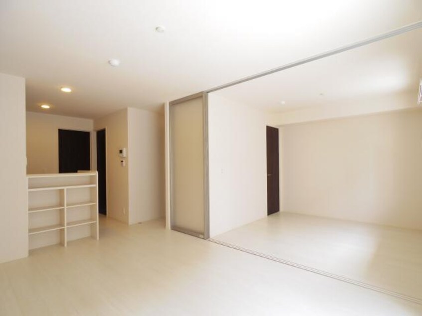  近鉄難波線・奈良線/菖蒲池駅 徒歩27分 1階 築8年