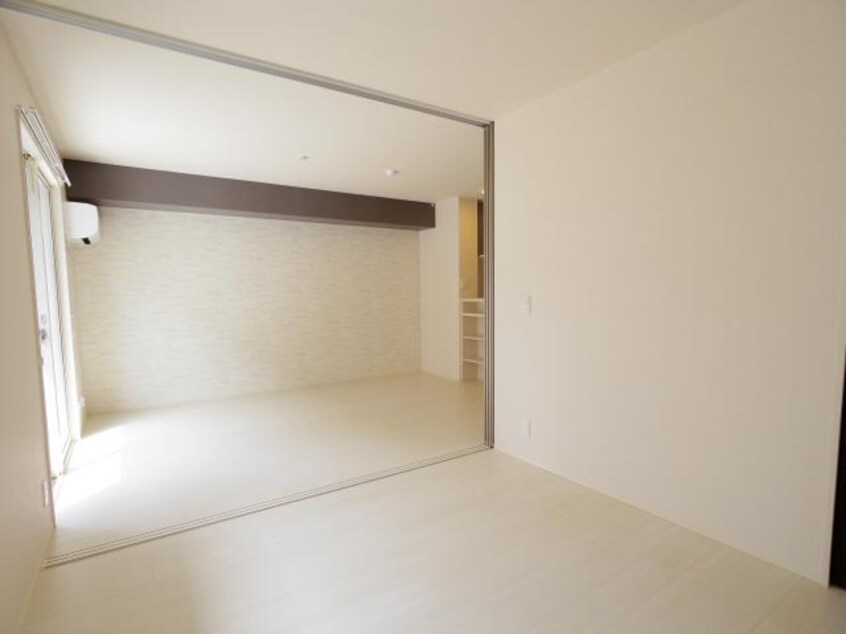  近鉄難波線・奈良線/菖蒲池駅 徒歩27分 1階 築8年