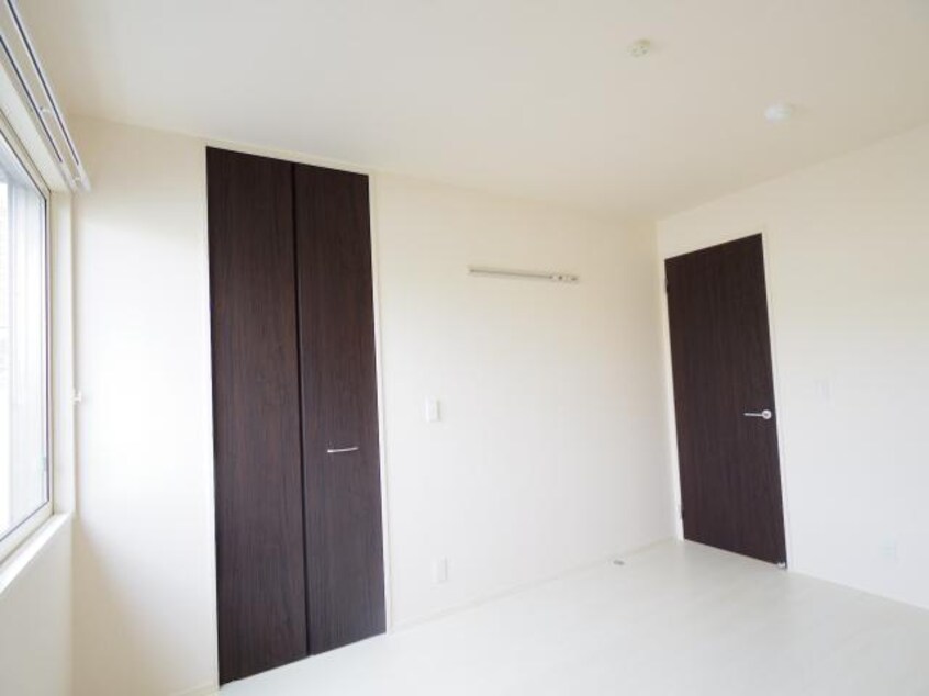  近鉄難波線・奈良線/菖蒲池駅 徒歩27分 1階 築8年