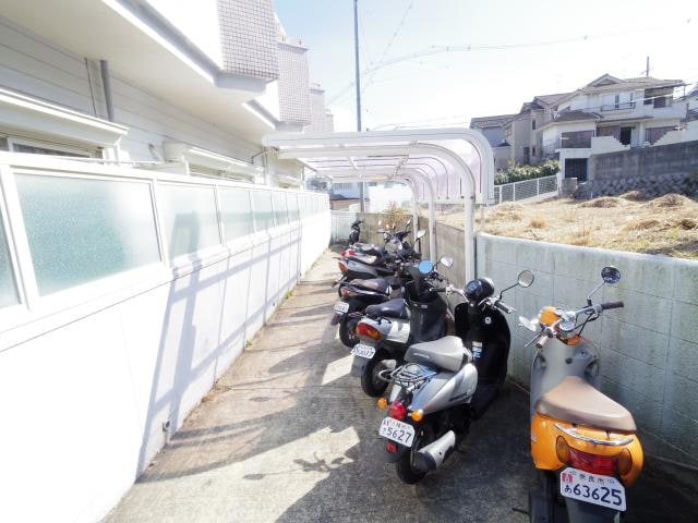  近鉄難波線・奈良線/富雄駅 徒歩3分 2階 築35年