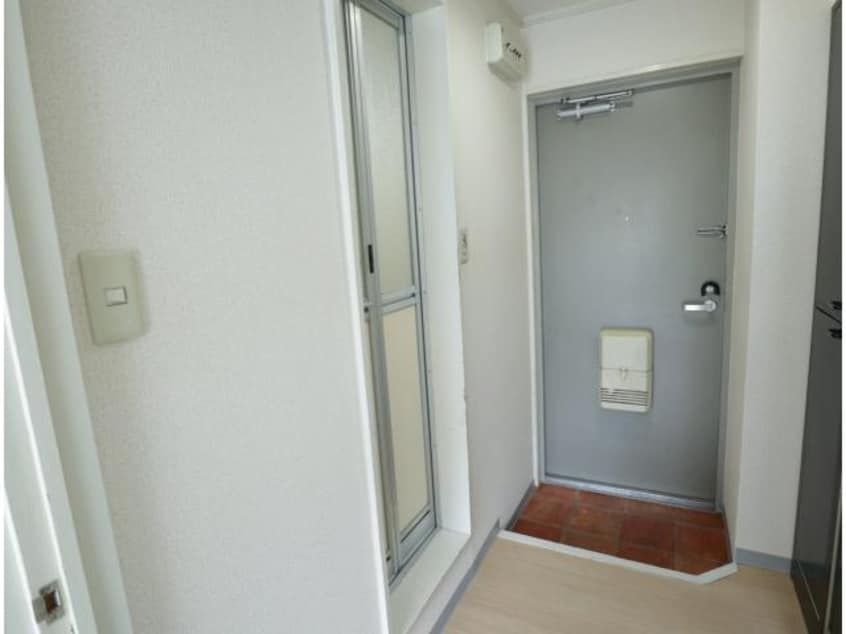  近鉄難波線・奈良線/富雄駅 徒歩3分 2階 築35年