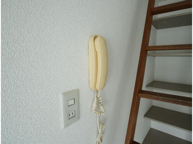  近鉄難波線・奈良線/富雄駅 徒歩3分 2階 築35年