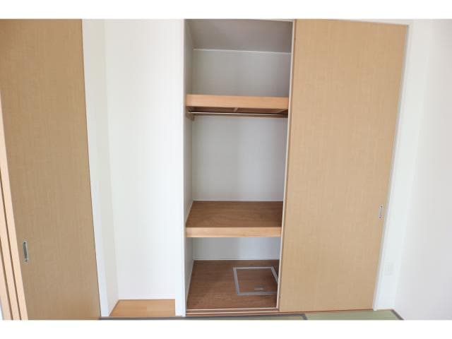  近鉄難波線・奈良線/学園前駅 徒歩8分 6階 築10年