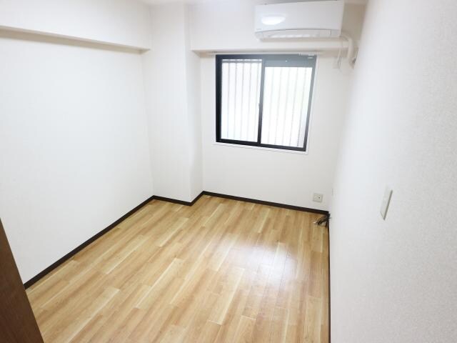  近鉄難波線・奈良線/学園前駅 徒歩10分 1階 築35年