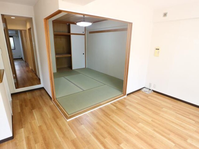  近鉄難波線・奈良線/学園前駅 徒歩10分 1階 築35年