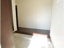  近鉄難波線・奈良線/学園前駅 バス5分奈良国際ゴルフ場下車:停歩1分 1-2階 築15年