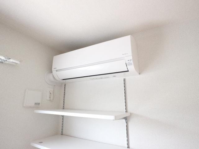  近鉄難波線・奈良線/学園前駅 バス7分中山町西一丁目下車:停歩6分 1階 築4年