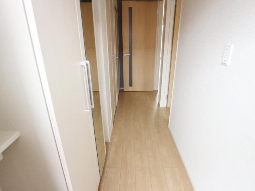  近鉄難波線・奈良線/学園前駅 バス7分中山町西一丁目下車:停歩6分 1階 築4年