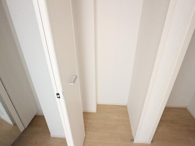  近鉄難波線・奈良線/学園前駅 バス7分中山町西一丁目下車:停歩6分 1階 築4年