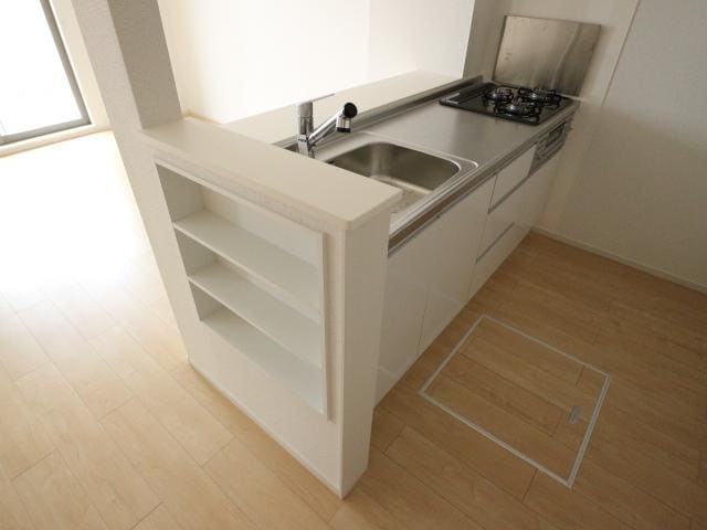  近鉄難波線・奈良線/学園前駅 バス7分中山町西一丁目下車:停歩6分 1階 築4年