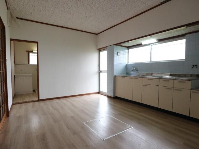  近鉄難波線・奈良線/菖蒲池駅 徒歩18分 1-2階 築47年