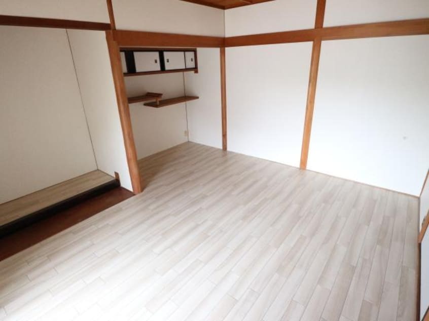  近鉄難波線・奈良線/菖蒲池駅 徒歩18分 1-2階 築47年