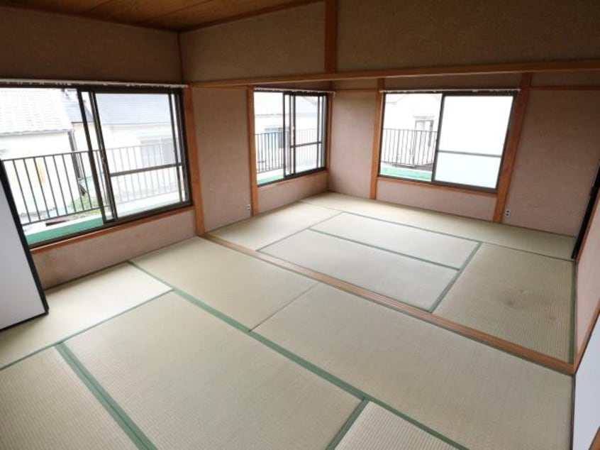  近鉄難波線・奈良線/菖蒲池駅 徒歩18分 1-2階 築47年