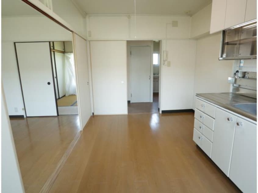  近鉄難波線・奈良線/富雄駅 徒歩20分 3階 築58年