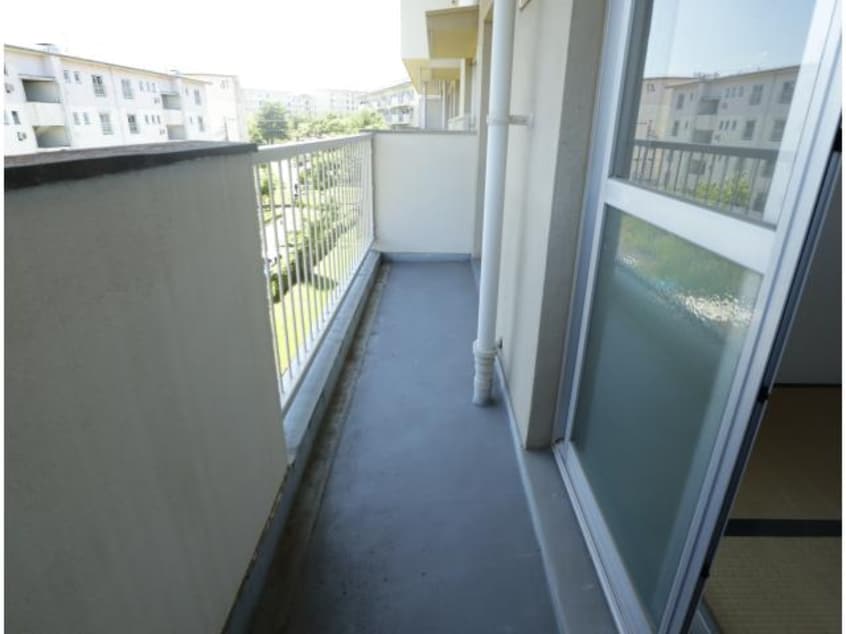  近鉄難波線・奈良線/富雄駅 徒歩20分 3階 築58年