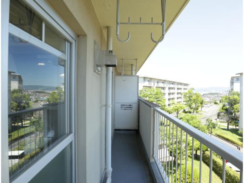  近鉄難波線・奈良線/富雄駅 徒歩20分 3階 築58年