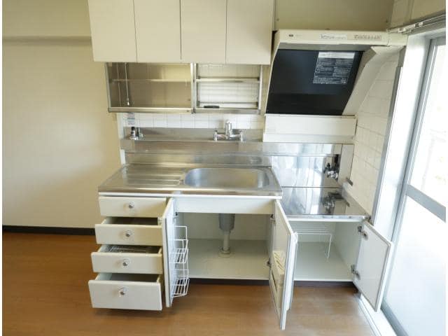  近鉄難波線・奈良線/富雄駅 徒歩20分 3階 築58年