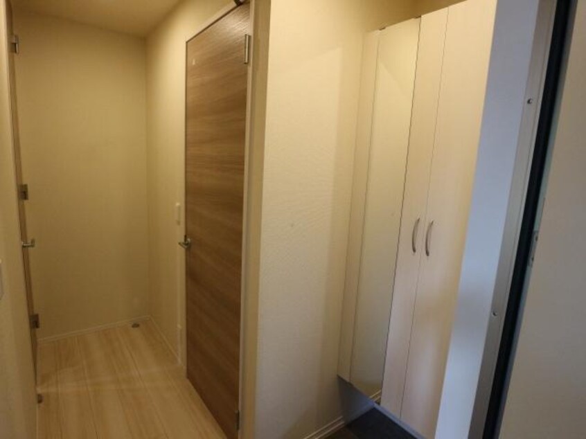  近鉄難波線・奈良線/学園前駅 バス6分藤の木台1丁目下車:停歩7分 2階 築3年