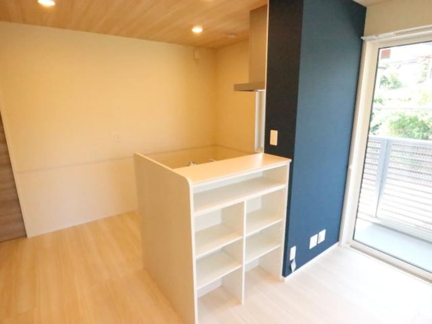  近鉄難波線・奈良線/学園前駅 バス6分藤の木台1丁目下車:停歩7分 2階 築3年