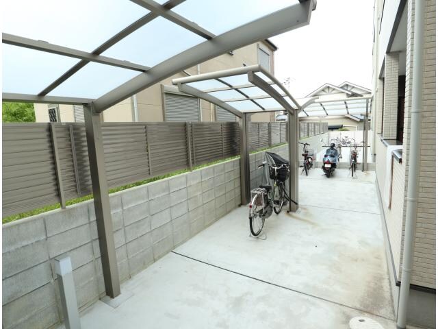  近鉄難波線・奈良線/学園前駅 徒歩9分 1階 築2年