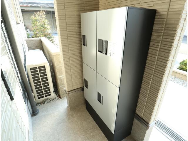  近鉄難波線・奈良線/大和西大寺駅 バス14分平城中山北口下車:停歩2分 1階 築2年