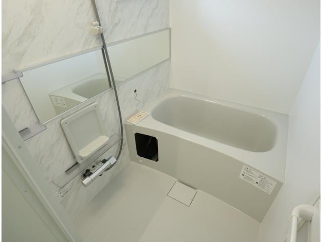  近鉄難波線・奈良線/学園前駅 徒歩8分 3階 築1年