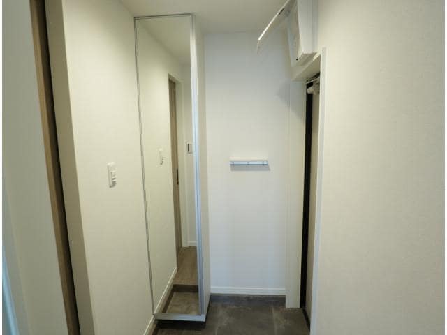  近鉄難波線・奈良線/学園前駅 徒歩8分 3階 築1年