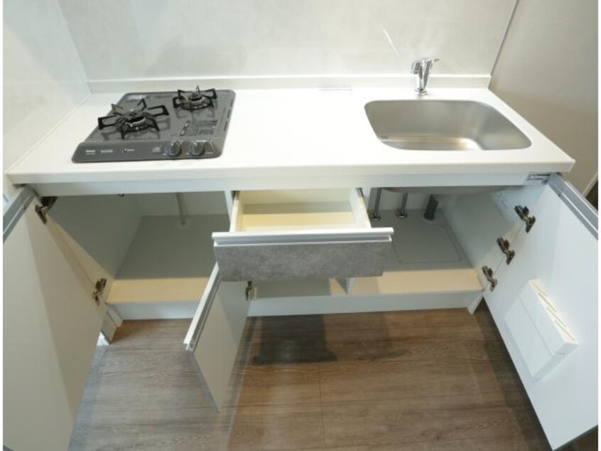  近鉄難波線・奈良線/学園前駅 徒歩8分 3階 築1年