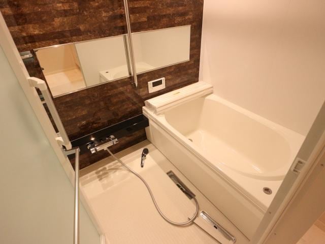  近鉄難波線・奈良線/学園前駅 徒歩6分 2階 築1年