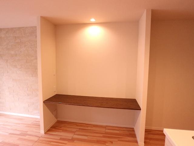  近鉄難波線・奈良線/学園前駅 徒歩6分 2階 築1年