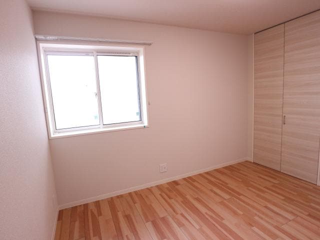  近鉄難波線・奈良線/学園前駅 徒歩6分 2階 築1年