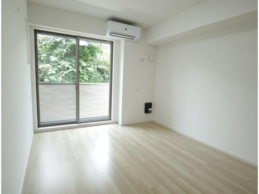  近鉄難波線・奈良線/学園前駅 徒歩11分 1階 築1年