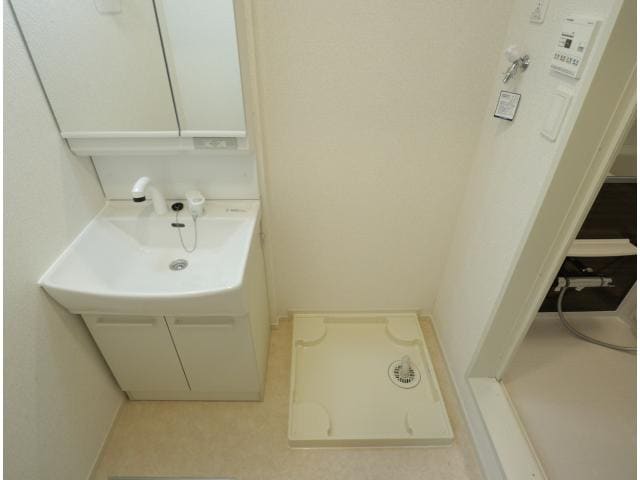  近鉄難波線・奈良線/学園前駅 徒歩11分 1階 築1年