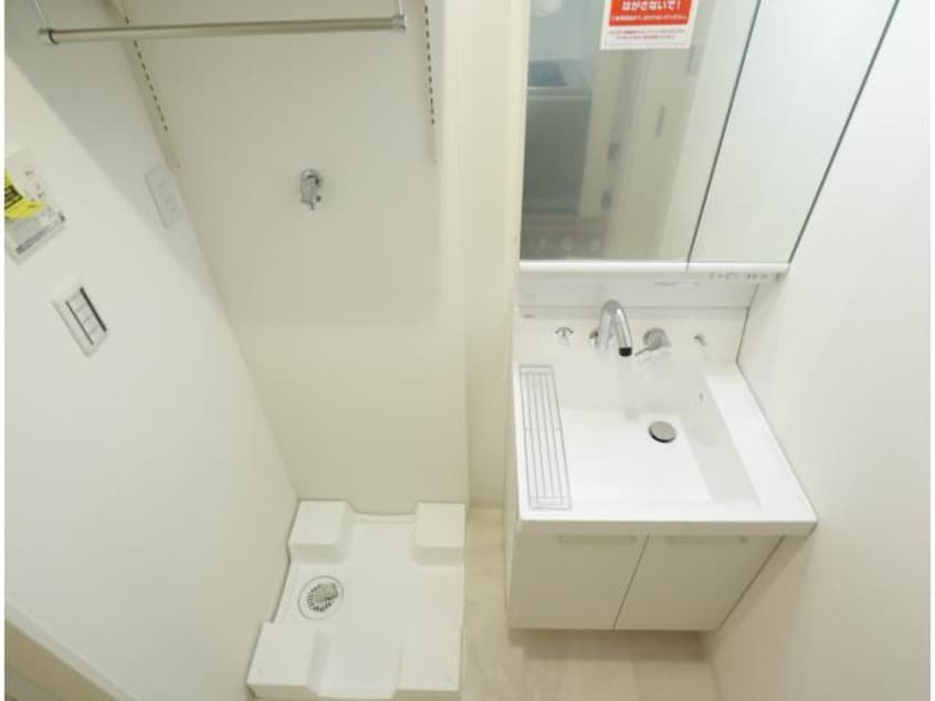  近鉄難波線・奈良線/富雄駅 徒歩3分 2階 築1年